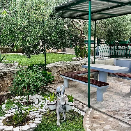 Апартаменти 1 Bedroom In Дуче