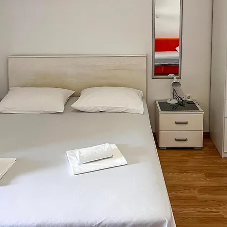 1 Bedroom In Апартаменти Дуче